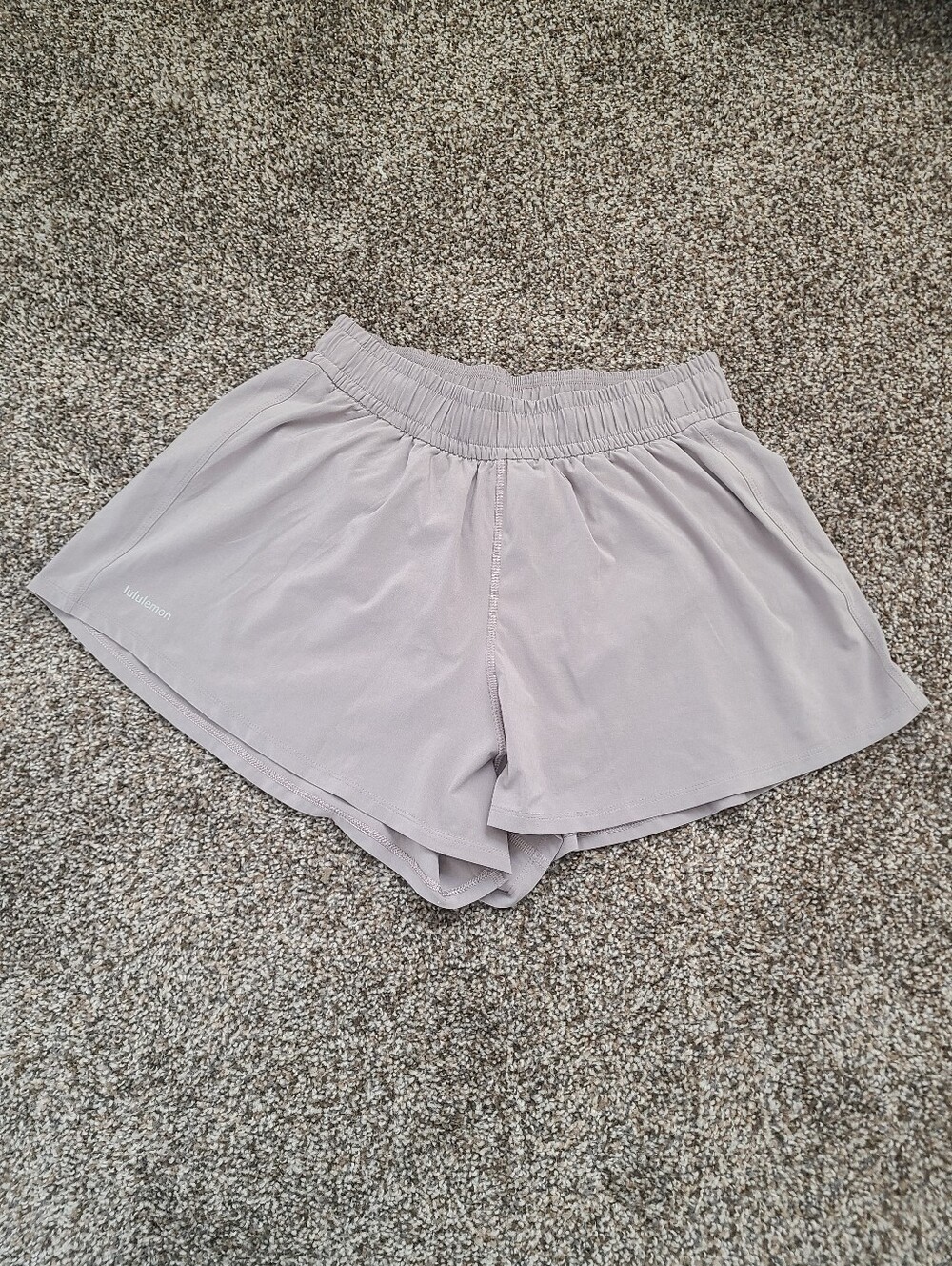 lululemon Pace Crush High-Rise Short 2.5" Mauve Grey Size XS
